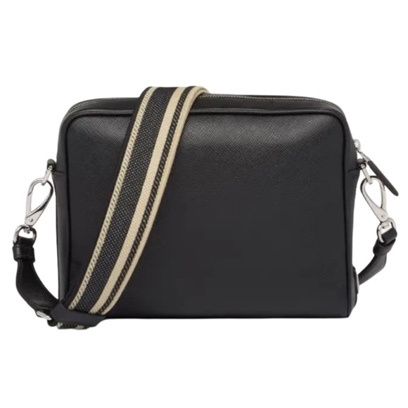 🆕PRADA Bandiliera Black Saffiano Logo Embossed Crossbody Camera Bag SHW • UNISEX - Picture 3 of 11
